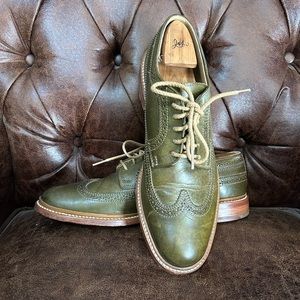 FRYE leather men’s Oxford wingtip dress shoes side 10D
